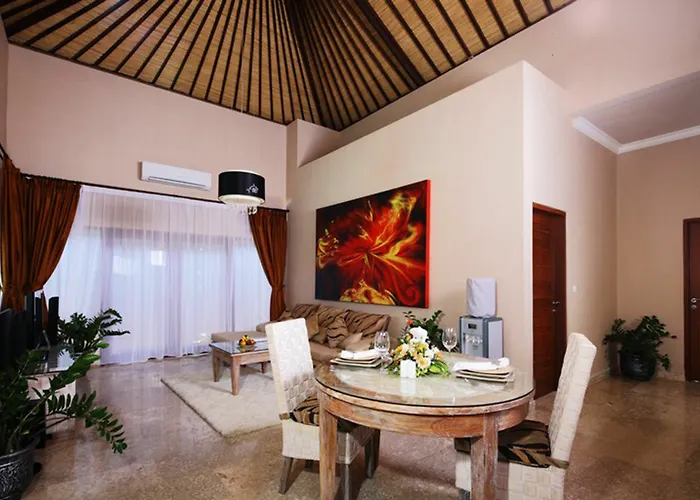 Nunamkhalu Private And Nusa Dua (Bali)